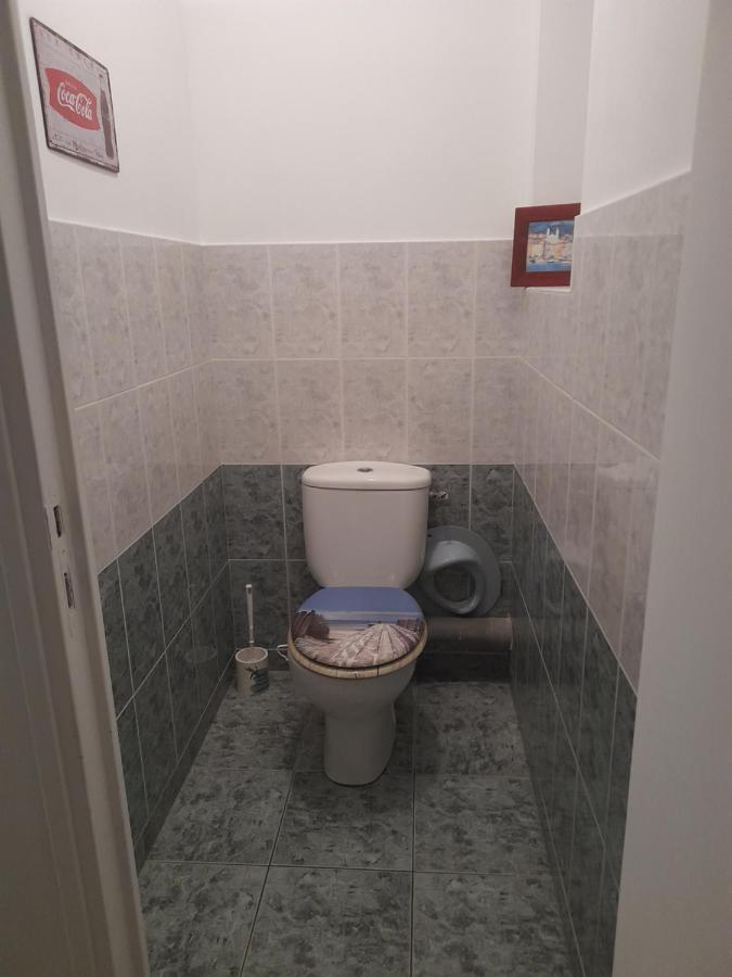 La Poissonnais Apartment Saint-Lormel Bagian luar foto